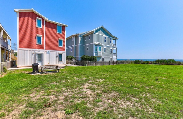 Kure Beach Ocean View - Steps from the Beach Access, Near the Kure Beach Pier