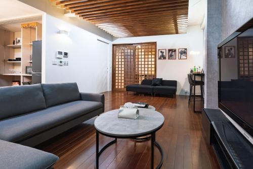 L -scene Centrally located in Matsumoto Maximum 8 people 2 min walk from Matsumoto Castle