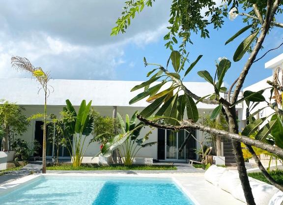 La Base Hotel