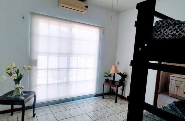 La Casa Rosa Monterrey - Mountain View and Shopping Mall