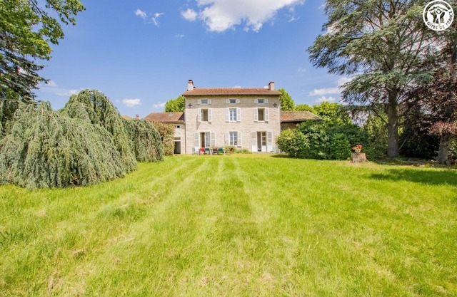 La Charmille - AZE - Gîte