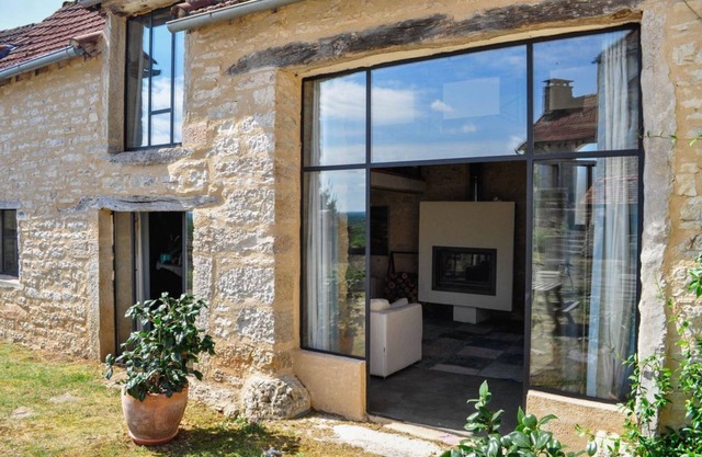 La Grange - Cottage that overlooks miles of woodland