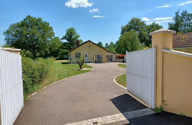La Maison du Lac - THIL SUR ARROUX