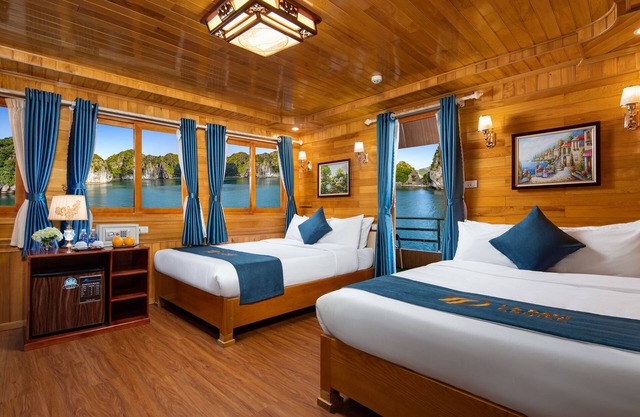 La Paci Cruises