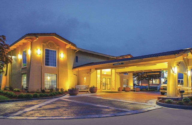 La Quinta Inn by Wyndham Moline Airport