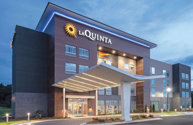 La Quinta Inn & Suites by Wyndham Opelika Auburn