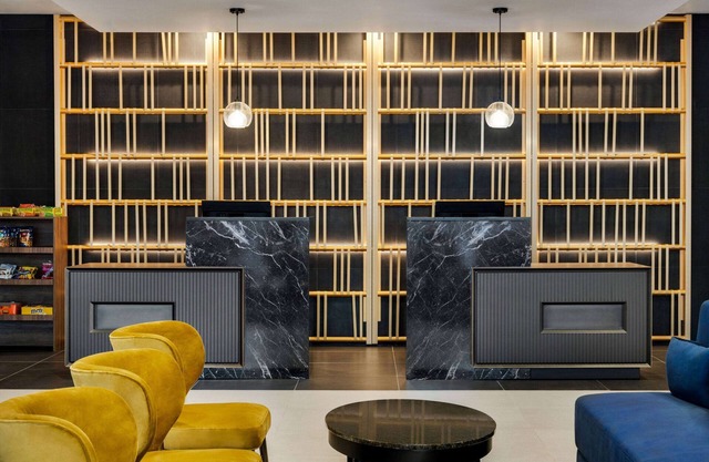 La Quinta Inn & Suites by Wyndham Denver Parker