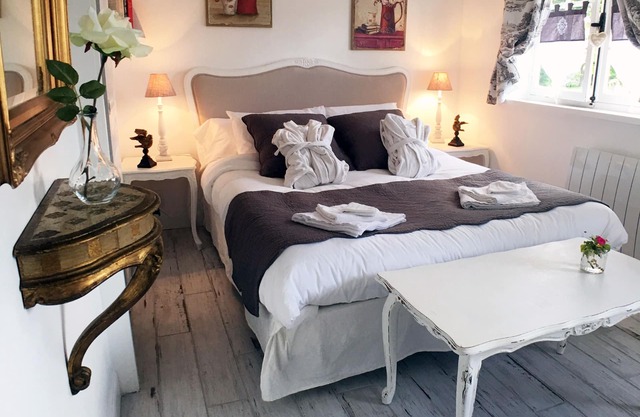 La Romanesque, charming bed and breakfast with breakfast