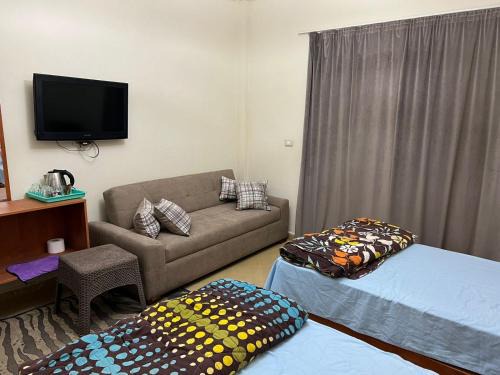 La sirena double room with mountain view, Families and couples only, Extra of 180 Egyptian pounds per adult person per stay ,to be paid to the resort