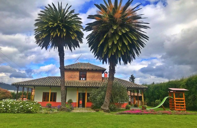 LA VERBENA:FAMILY AND FRIENDS VACATION COLONIAL HOME