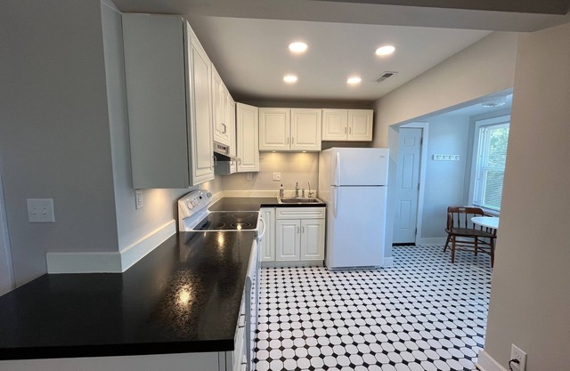 Lafayette With a View - 2 bedrooms 1 bath