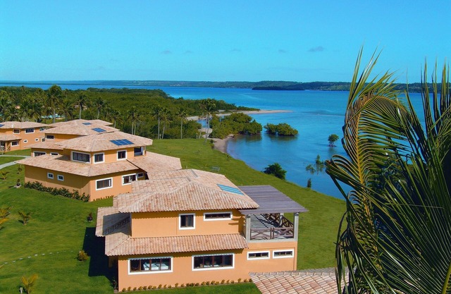 LAGOA ECO VILLAGE- Luxury Master Sea View Villa with 4 Suites (V4)