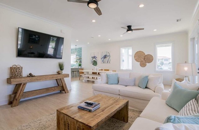 Laguna Key | Gulf Shores | Gorgeous home with beach, pool, and lagoon access! Pet Friendly!