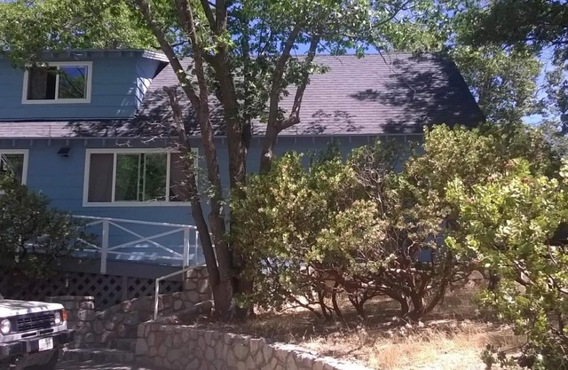 Lake Arrowhead Cabin with Beautiful Lake View.
