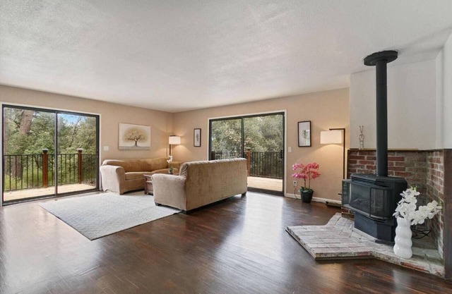 Lake Arthur 4 BR Unit with King Bed