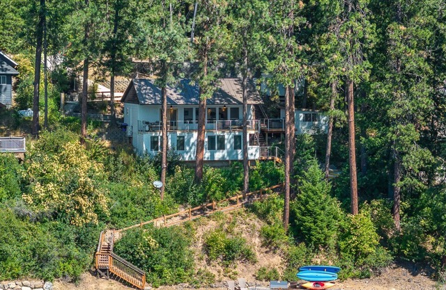 Lake CDA: Soak, Paddle, Dock & Unwind