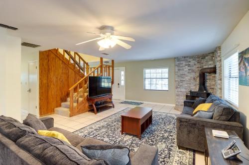 Lake Days and Golf Outings Summerfield Group Escape