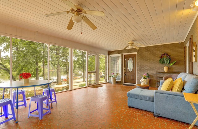 Lake + Dock Access: Peaceful Retreat in Duluth