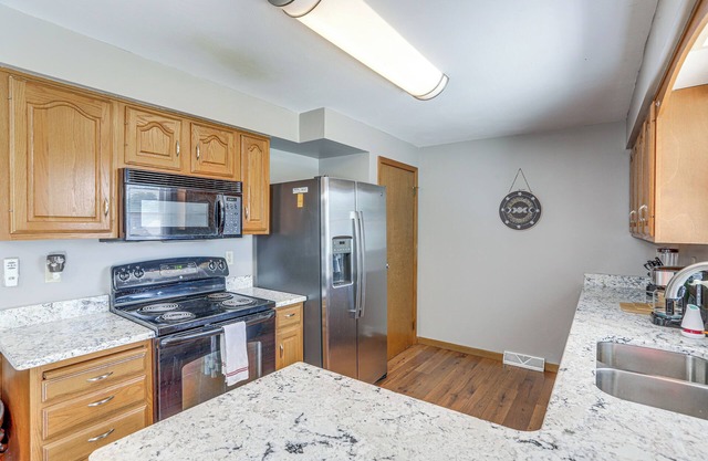 Lake Erie Family Getaway in Amherst: Pets Welcome!