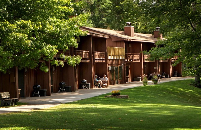 Lake Forest Resort – Relax on a Pristine Sandy Beach in the Northwoods!