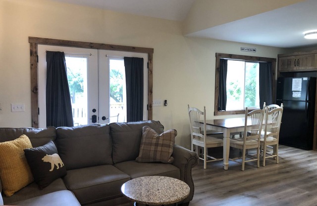 Lake Front 4BR/2BA Lake Taneycomo