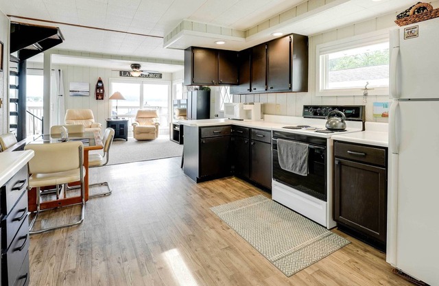 Lake George Cottage w/ Dock, Fire Pit & Kayaks!