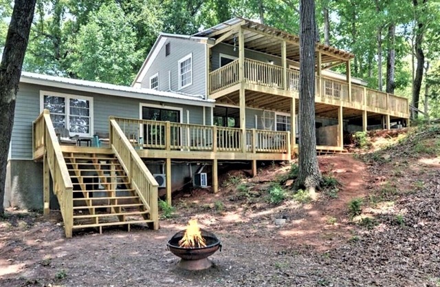 Lake Haven Retreat - Sleeps 4 - Boat Ramp 1 Mile Away