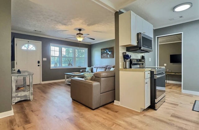 Lake Jordan Swayback Retreat-A Nature Lovers Dream