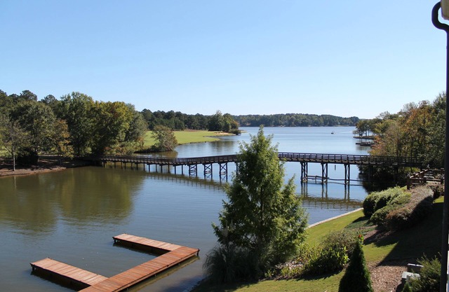 Lake Oconee - 2 Bedroom/2 Bath inside Cuscowilla