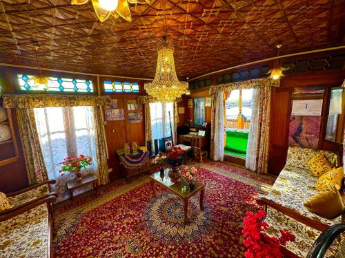 Lake Palace Group Of House Boats