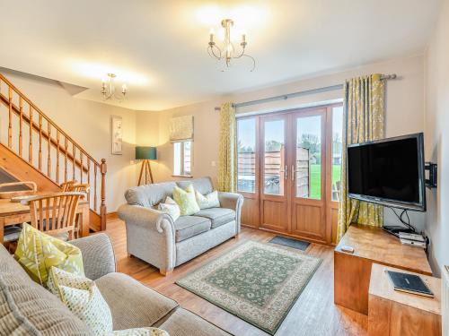 Lake View 2 - Uk45578