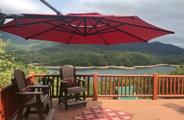Lakefront 3-bedroom cabin on Fontana Lake with stunning views and a private dock
