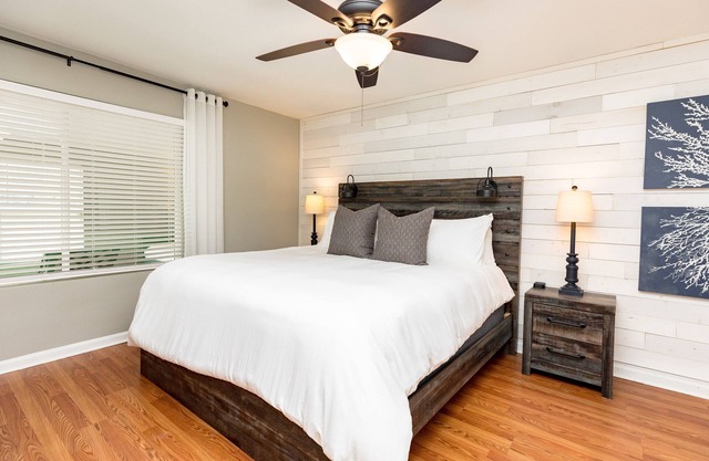 Lakefront 3BR RAFB | Pet Friendly