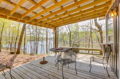 Lakefront Delta Cabin Rental with Boat Dock and Deck!