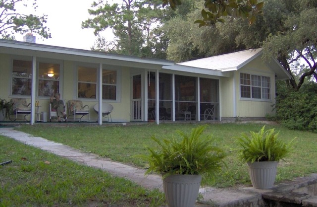 Lakefront home on 4 acres - Clear Sandbottom Lake