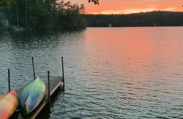 Lakefront-Swim-Kayak-FirePit-20min to Portland
