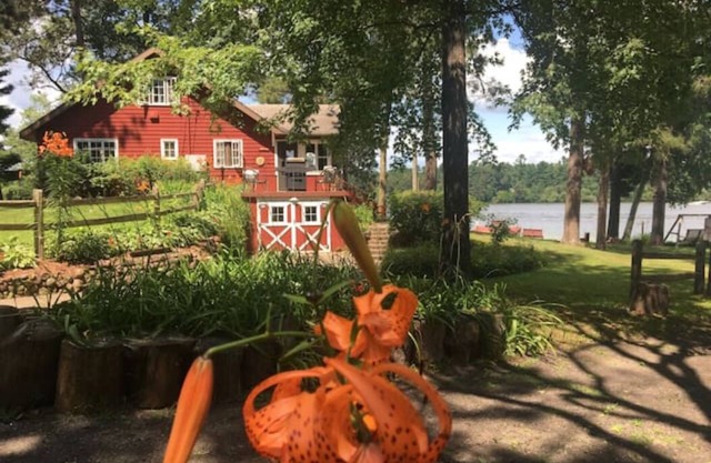 Lakefront, The Perfect Stress Relief for Your Busy Life!