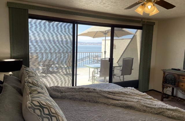 Lakefront Townhouse Condo