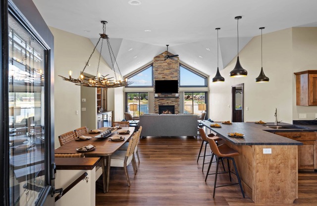 Lakehouse on Beach Lake, Wi Hot Tub and Screened in Porch near Castle Rock Lake