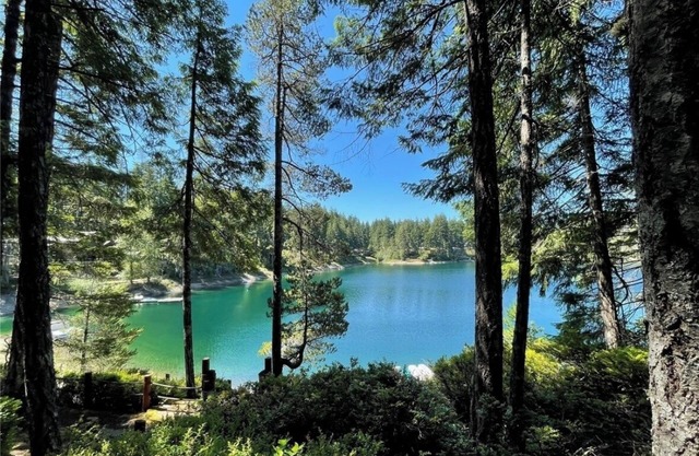 Lakeshore Landing Private Dock Firepit Kayaks & Lakefront Calm