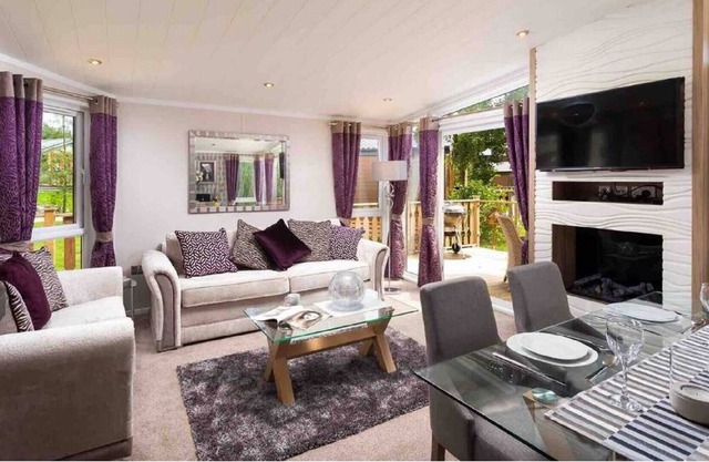 Lakeside Luxury Lodge South Lakeland Leisure Village