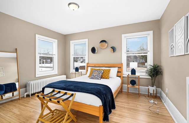 Lakeside Studio | Minutes from Downtown Duluth