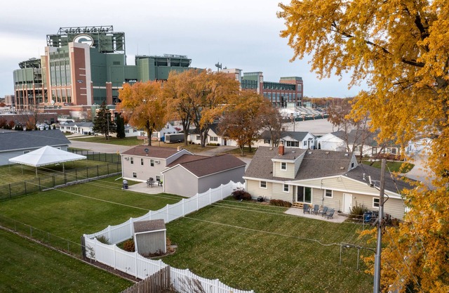 Lambeau View