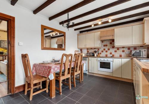 Lambston Cottage - A Pembrokeshire Home Away From Home