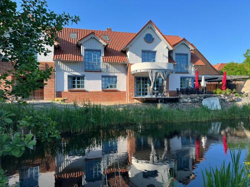 "Landhaus Thuner Heide" mit Kamin, Whirlpool & Feuerstelle