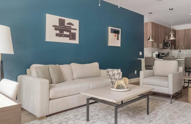 Landing | Amazing 1BD, Pool, Gym