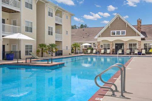 Landing Apartments - Indian Trail