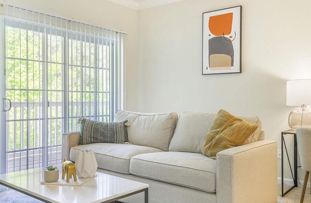 Landing at Clairmont at Farmgate - 2 Bedrooms in Southwest Raleigh