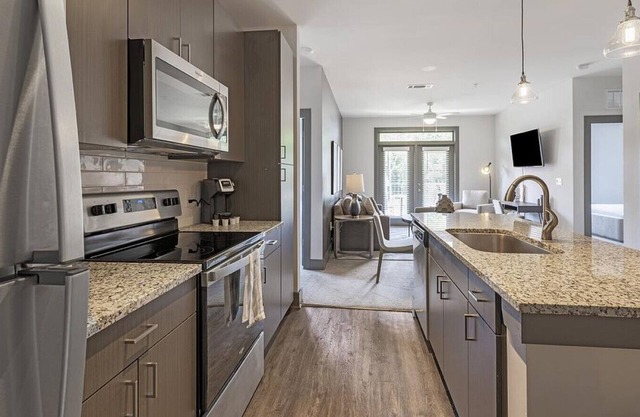 Landing at Gibson Flowery Branch - 2 Bedrooms in Downtown Flowery Branch