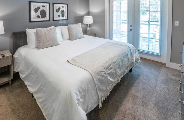 Landing at Heyward West Ashley - 1 Bedroom in West Ashley